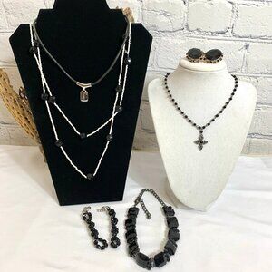 Black Beaded Jewelry Lot 6 Piece Necklaces Earrings